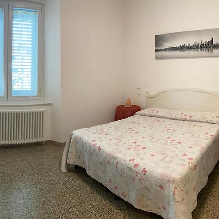 Апартаменты Domus Zoe Форте-деи-Марми Экстерьер фото